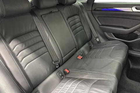 10 of 13 for VOLKSWAGEN ARTEON 2.0 TSI R 5dr 4MOTION DSG