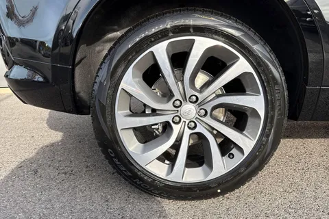 Land Rover Discovery Sport 2.0 D165 MHEV Dynamic SE Auto 4WD Euro 6 (s/s) 5dr Thumbnail #23