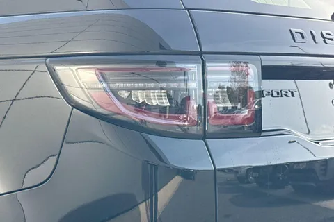 Land Rover Discovery Sport 2.0 D165 MHEV Dynamic SE Auto 4WD Euro 6 (s/s) 5dr Thumbnail #31