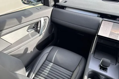 Land Rover Discovery Sport 2.0 D165 MHEV Dynamic SE Auto 4WD Euro 6 (s/s) 5dr Thumbnail #37