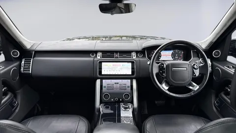 KP71JVN Land Rover Range Rover 3.0 D300 Autobiography 5dr Thumbnail #10