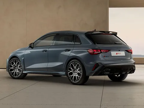  Audi RS 3 2.5 TFSI Carbon Vorsprung Sportback S Tronic quattro Euro 6 (s/s) 5dr Thumbnail #3