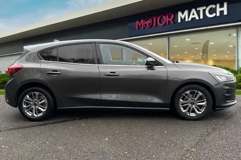 3 of 48 for Ford Focus 1.0T EcoBoost Titanium Euro 6 (s/s) 5dr