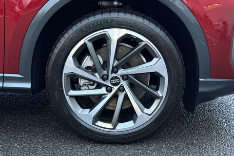 Audi Q5 2.0 TDI S line S Tronic quattro Euro 6 (s/s) 5dr Thumbnail #11