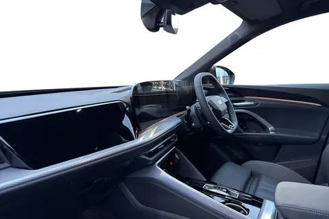 Audi Q5 2.0 TDI S line S Tronic quattro Euro 6 (s/s) 5dr Thumbnail #15