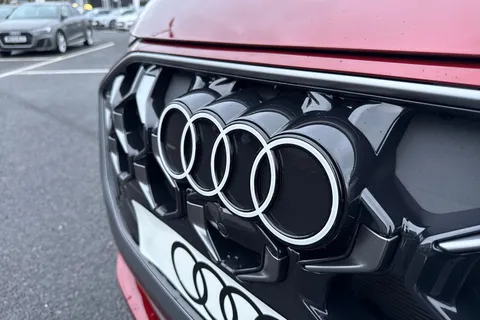 Audi Q5 2.0 TDI S line S Tronic quattro Euro 6 (s/s) 5dr Thumbnail #25