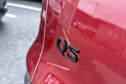 Audi Q5 2.0 TDI S line S Tronic quattro Euro 6 (s/s) 5dr Thumbnail #35