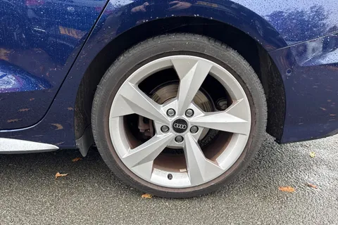 12 of 45 for Audi A3 1.5 TFSI 35 S line S Tronic Euro 6 (s/s) 4dr