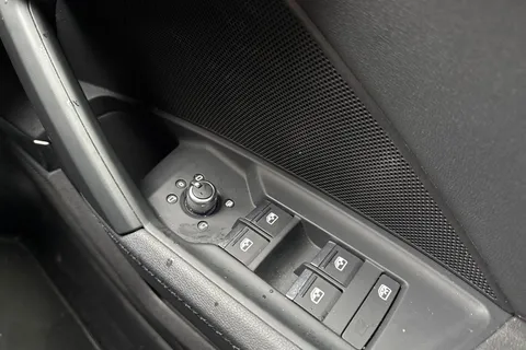 25 of 45 for Audi A3 1.5 TFSI 35 S line S Tronic Euro 6 (s/s) 4dr