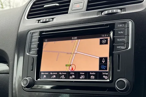 11 of 43 for Volkswagen Scirocco 1.4 TSI BlueMotion Tech GT 3dr | Sports Pack | Leather | Spare Wheel