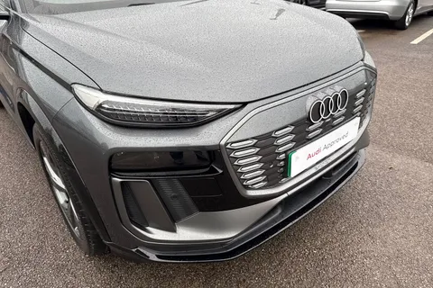 9 of 60 for Audi Q6 E-Tron Q6 SUV S line e-tron quattro 285,00 kW