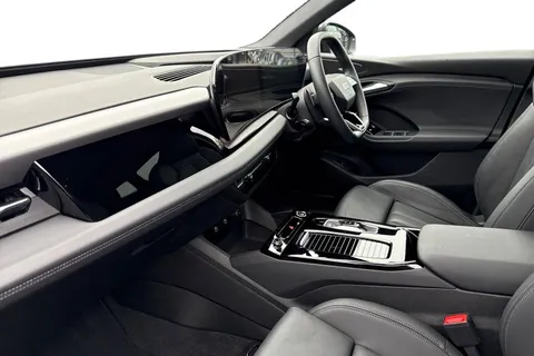 15 of 60 for Audi Q6 E-Tron Q6 SUV S line e-tron quattro 285,00 kW