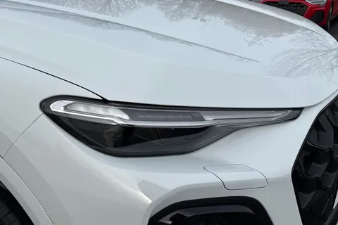  Audi Q5 2.0 TDI Edition 1 Sportback S Tronic quattro Euro 6 (s/s) 5dr Thumbnail #17