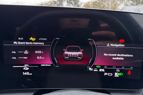 28 of 60 for Audi Q6 E-Tron Q6 SUV S line e-tron quattro 285,00 kW