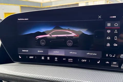  Audi Q5 2.0 TDI Edition 1 Sportback S Tronic quattro Euro 6 (s/s) 5dr Thumbnail #57