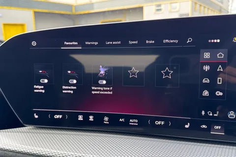  Audi Q5 2.0 TDI Edition 1 Sportback S Tronic quattro Euro 6 (s/s) 5dr Thumbnail #61