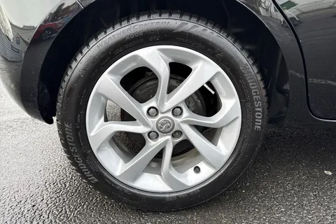DH18OBU Vauxhall Corsa 1.4i ecoTEC SRi Euro 6 5dr Thumbnail #13