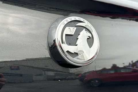 DH18OBU Vauxhall Corsa 1.4i ecoTEC SRi Euro 6 5dr Thumbnail #30