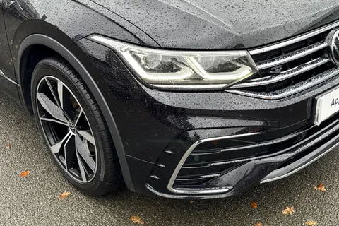ML72EMX Volkswagen Tiguan 1.5 TSI 150 R-Line 5dr DSG | Heated Seats | Navigation Thumbnail #10