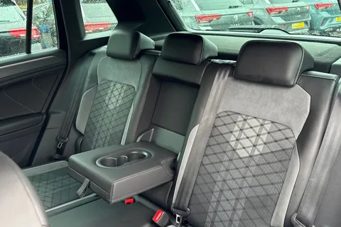 ML72EMX Volkswagen Tiguan 1.5 TSI 150 R-Line 5dr DSG | Heated Seats | Navigation Thumbnail #20