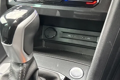 ML72EMX Volkswagen Tiguan 1.5 TSI 150 R-Line 5dr DSG | Heated Seats | Navigation Thumbnail #35