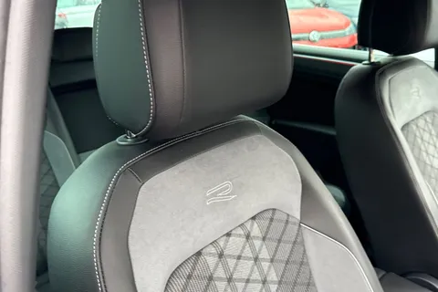 ML72EMX Volkswagen Tiguan 1.5 TSI 150 R-Line 5dr DSG | Heated Seats | Navigation Thumbnail #36