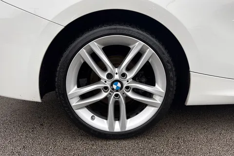 10 of 62 for BMW 2 Series 1.5 218i M Sport Euro 6 (s/s) 2dr