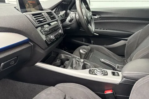 35 of 62 for BMW 2 Series 1.5 218i M Sport Euro 6 (s/s) 2dr