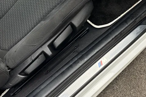 41 of 62 for BMW 2 Series 1.5 218i M Sport Euro 6 (s/s) 2dr