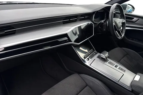 15 of 51 for Audi A6 Saloon S line 50 TFSI e quattro 299 PS S tronic