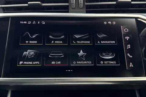 17 of 51 for Audi A6 Saloon S line 50 TFSI e quattro 299 PS S tronic