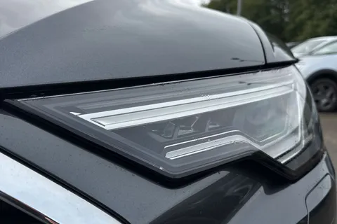 26 of 51 for Audi A6 Saloon S line 50 TFSI e quattro 299 PS S tronic