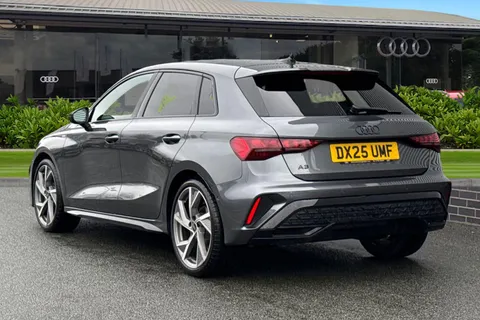 DX25UMF Audi A3 Black Edition 35 TFSI  150 PS S tronic Thumbnail #3