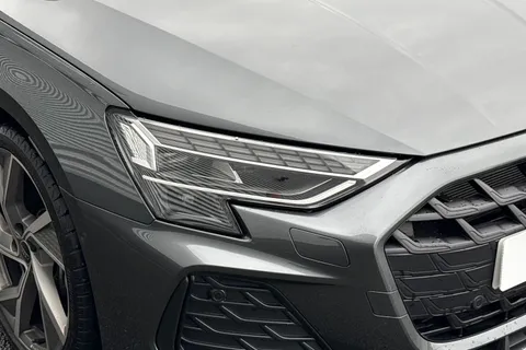 DX25UMF Audi A3 Black Edition 35 TFSI  150 PS S tronic Thumbnail #9