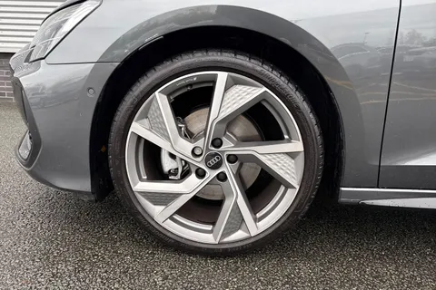 DX25UMF Audi A3 Black Edition 35 TFSI  150 PS S tronic Thumbnail #11