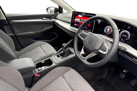 DA75KRE Volkswagen Golf 2.0 TDI Life 5dr | Pre Reg | Limited Stock Availability Thumbnail #8
