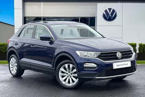 MC19UCY Volkswagen T-Roc 1.6 TDI SE 5dr Thumbnail #2