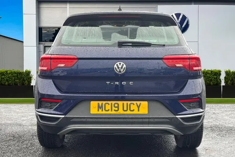 MC19UCY Volkswagen T-Roc 1.6 TDI SE 5dr Thumbnail #5