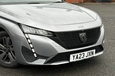 YA23JXN PEUGEOT 308 1.2 PureTech Active Premium EAT Euro 6 (s/s) 5dr Thumbnail #18