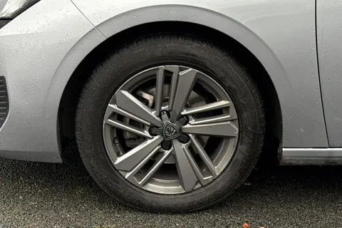 YA23JXN PEUGEOT 308 1.2 PureTech Active Premium EAT Euro 6 (s/s) 5dr Thumbnail #25