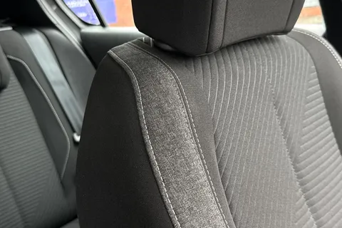 YA23JXN PEUGEOT 308 1.2 PureTech Active Premium EAT Euro 6 (s/s) 5dr Thumbnail #43