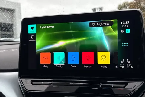 DA25BVE Volkswagen ID.4 109kW Life Pure 52kWh 5dr Auto [110kW Ch | Rear Camera | Heated Seats Thumbnail #33