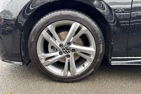 DE24AFX Volkswagen Golf 1.5 TSI 150 R-Line 5dr |ACC | Spare Wheel | Navigation Thumbnail #8