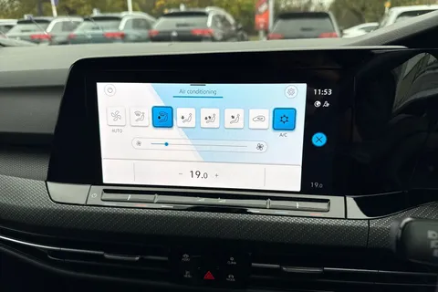 DE24AFX Volkswagen Golf 1.5 TSI 150 R-Line 5dr |ACC | Spare Wheel | Navigation Thumbnail #20