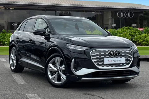 1 of 55 for Audi Q4 e-tron Q4 S line 45 e-tron 210,00 kW