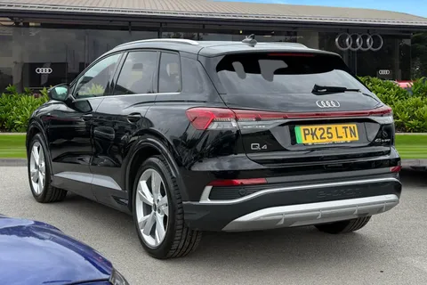 2 of 55 for Audi Q4 e-tron Q4 S line 45 e-tron 210,00 kW