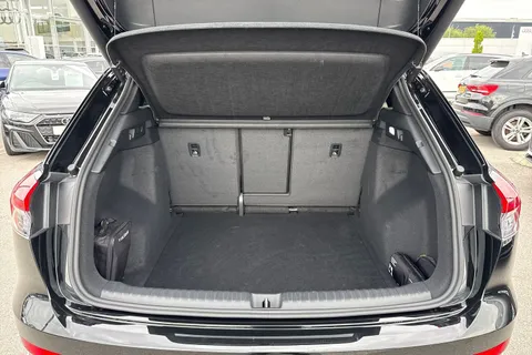 6 of 55 for Audi Q4 e-tron Q4 S line 45 e-tron 210,00 kW