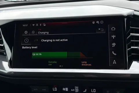 26 of 55 for Audi Q4 e-tron Q4 S line 45 e-tron 210,00 kW