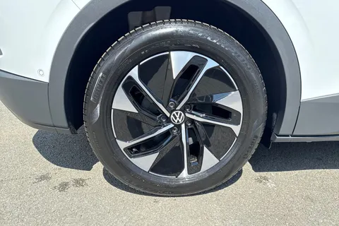 DA25BVG Volkswagen ID.4 150kW Family Pro Perform 77kWh 5dr Auto [135kW Ch] Thumbnail #11