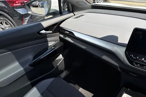 DA25BVG Volkswagen ID.4 150kW Family Pro Perform 77kWh 5dr Auto [135kW Ch] Thumbnail #20